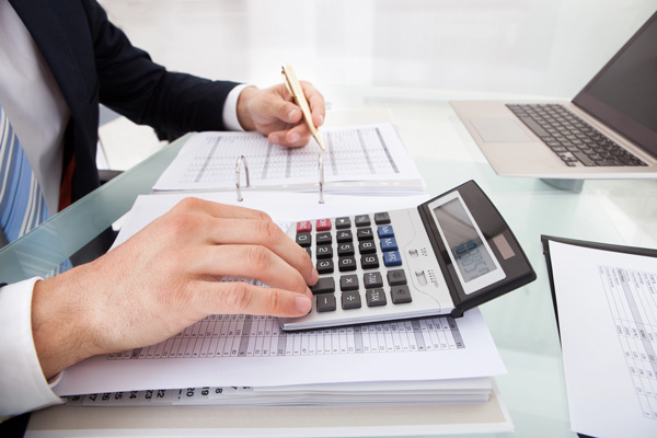 accounting-with-calculator-600x400