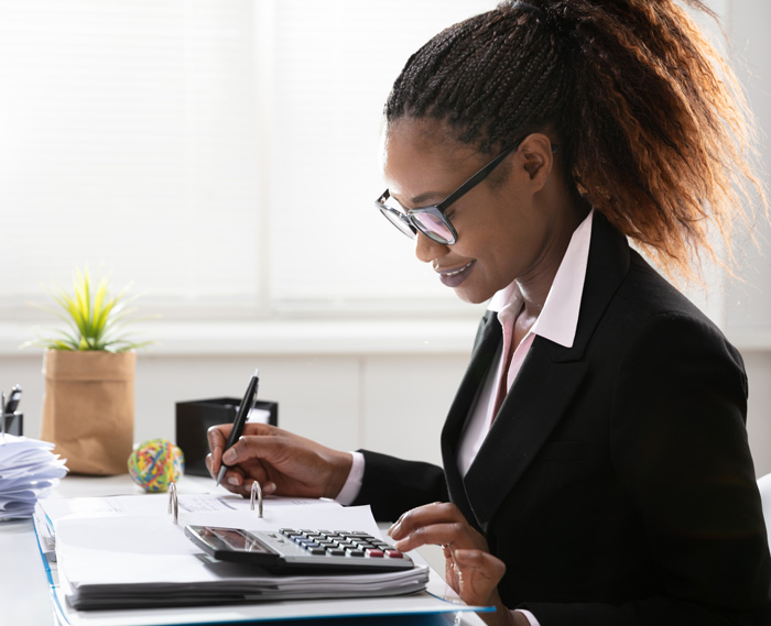 tax-services-woman tax-services-woman